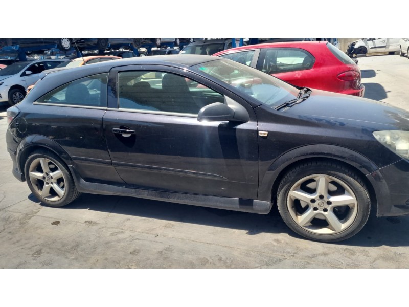 opel astra gtc del año 2008