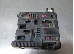 Recambio de caja reles / fusibles para renault grand scénic ii (jm0/1_) 1.9 dci (jm0g, jm12, jm1g, jm2c) referencia OEM IAM 8200