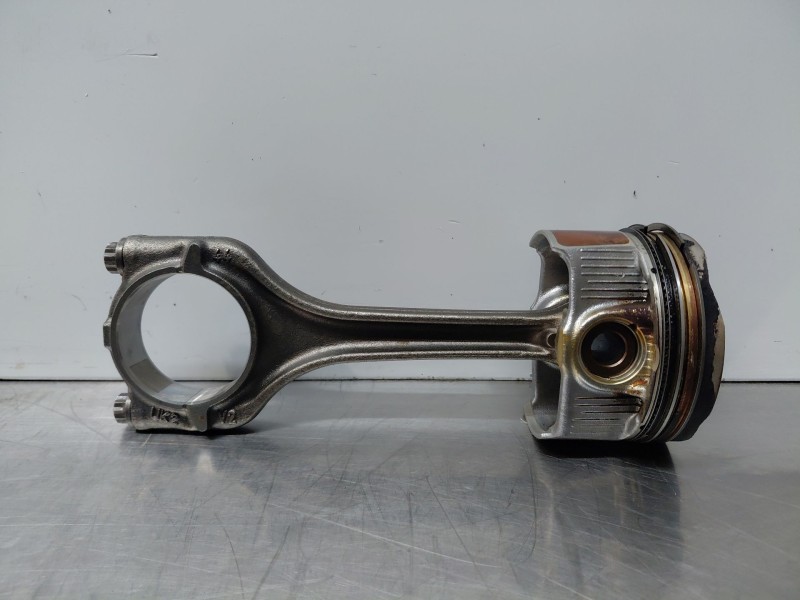 Recambio de piston para seat arona suv referencia OEM IAM   