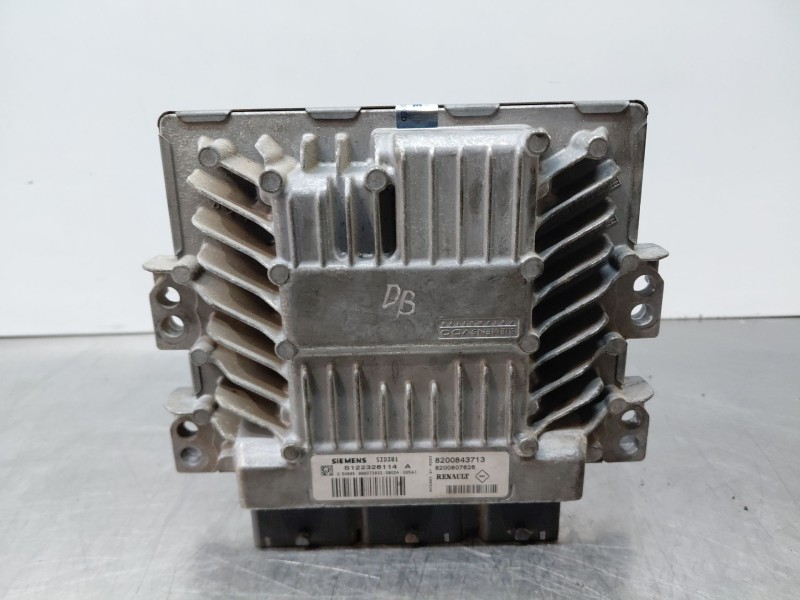 Recambio de centralita motor uce para renault megane ii berlina 5p authentique referencia OEM IAM 8200843713  