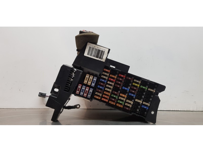 Recambio de caja reles / fusibles para mercedes clase a (w169) a 180 cdi (169.007) referencia OEM IAM 1695451740  