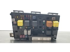 Recambio de caja reles / fusibles para opel astra h berlina cosmo referencia OEM IAM 13145035 5DK00866810