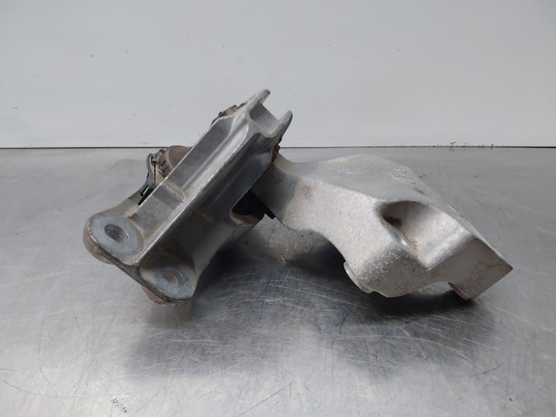Recambio de soporte motor derecho para nissan micra v (k14) acenta referencia OEM IAM   