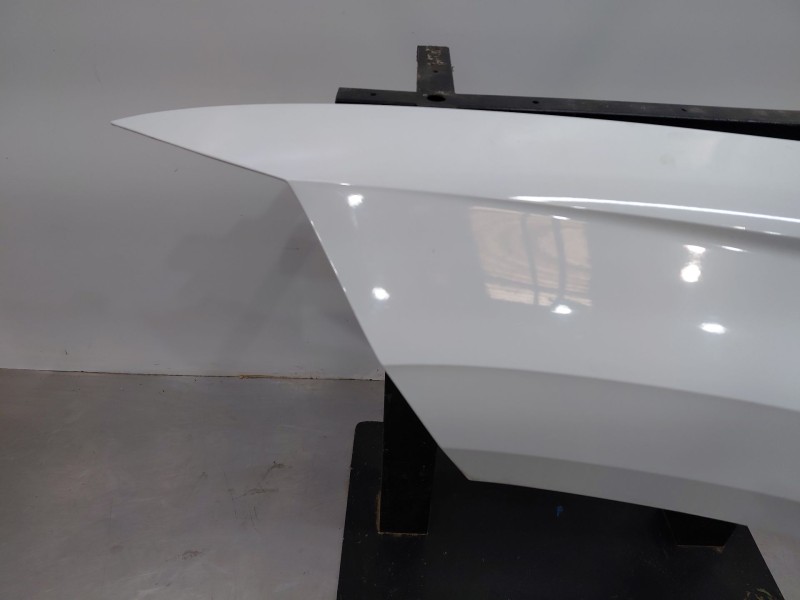 Recambio de aleta delantera izquierda para seat ateca style go referencia OEM IAM   