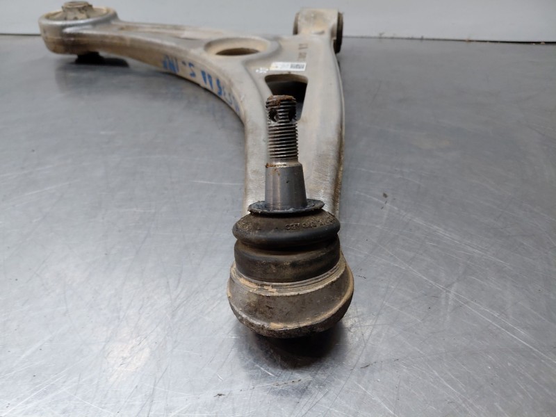 Recambio de brazo suspension inferior delantero derecho para kia niro concept referencia OEM IAM   