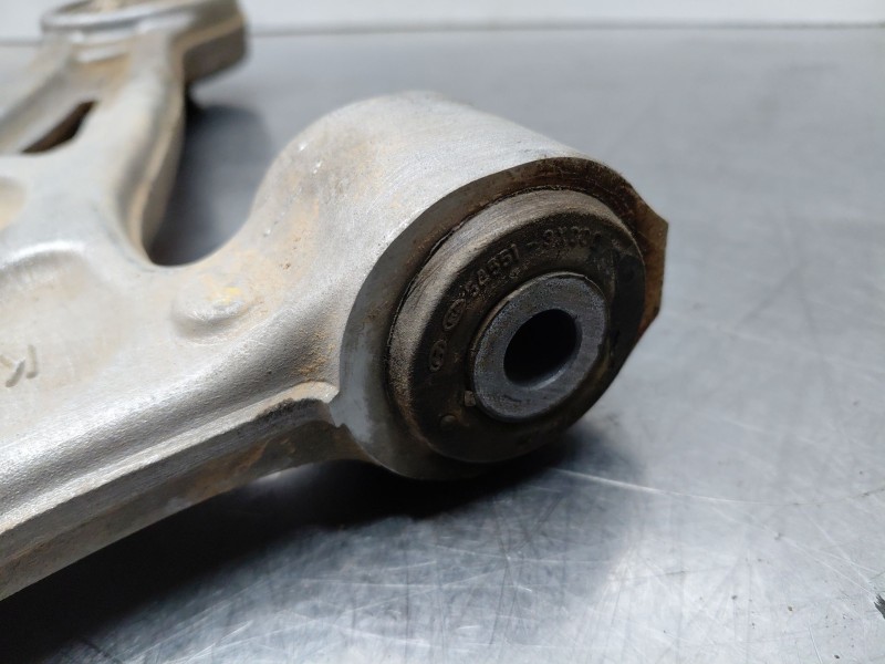 Recambio de brazo suspension inferior delantero derecho para kia niro concept referencia OEM IAM   