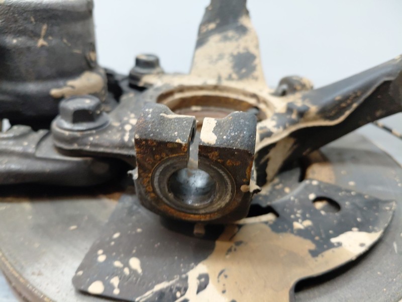 Recambio de mangueta delantera derecha para nissan micra v (k14) acenta referencia OEM IAM   