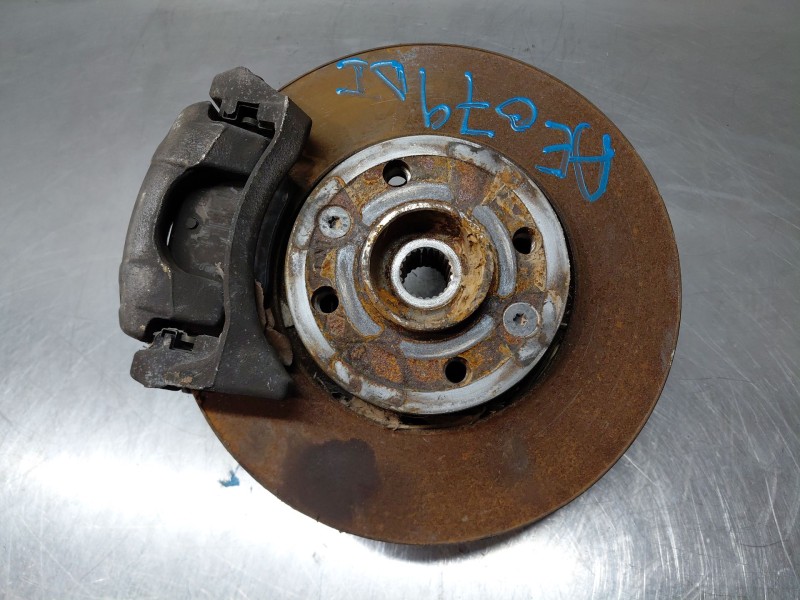 Recambio de mangueta delantera izquierda para nissan micra v (k14) acenta referencia OEM IAM   