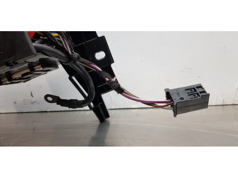 Recambio de caja reles / fusibles para mercedes clase a (w169) a 180 cdi (169.007) referencia OEM IAM 1695451740  