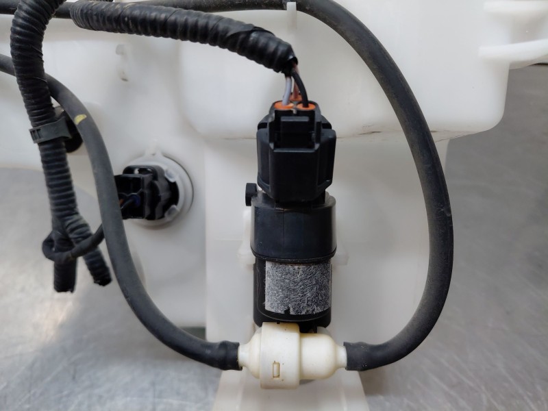 Recambio de deposito limpia para hyundai i30 (pde, pd, pden) 1.5 referencia OEM IAM   