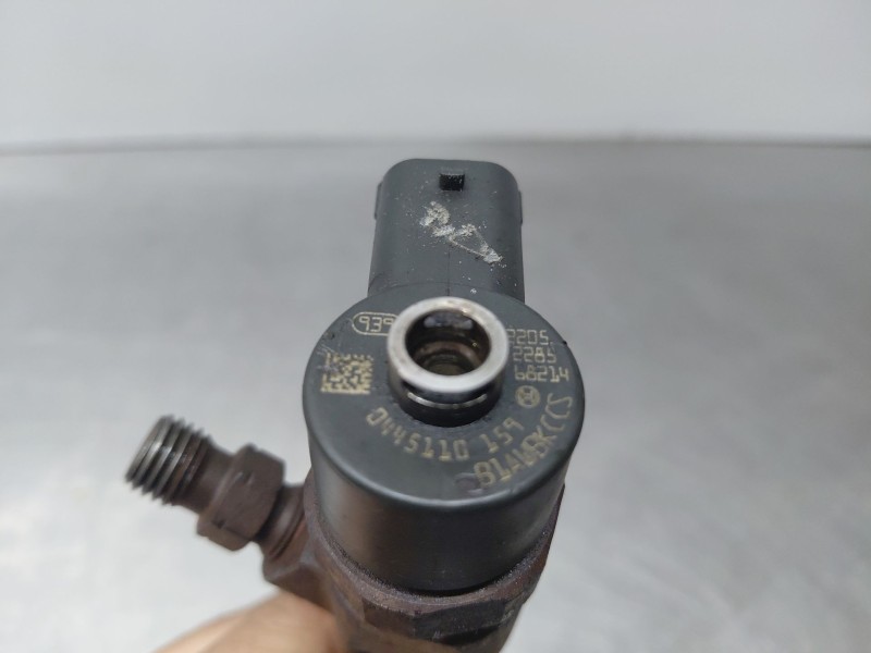 Recambio de inyector para opel zafira / zafira family b (a05) 1.9 cdti (m75) referencia OEM IAM 0445110159  