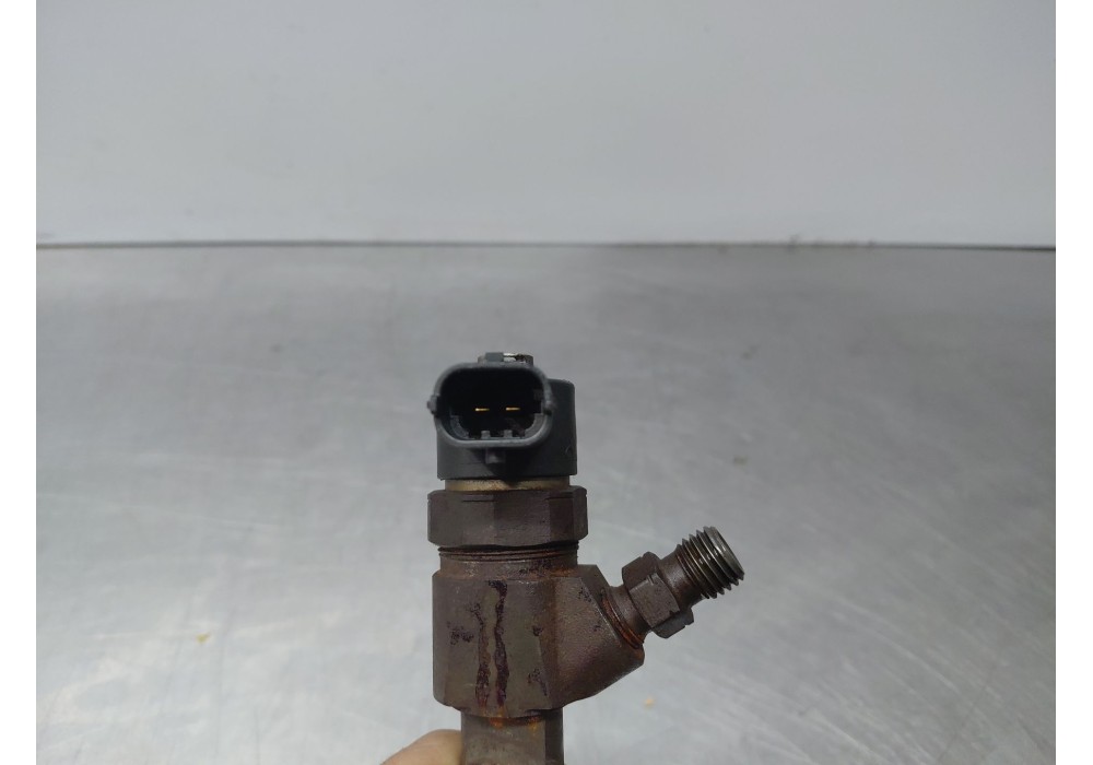 Recambio de inyector para opel zafira / zafira family b (a05) 1.9 cdti (m75) referencia OEM IAM 0445110159  
