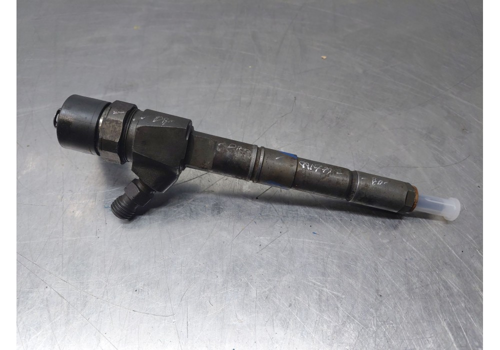 Recambio de inyector para opel zafira / zafira family b (a05) 1.9 cdti (m75) referencia OEM IAM 0445110159  