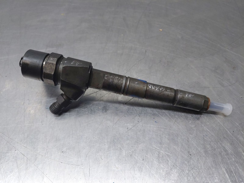 Recambio de inyector para opel zafira / zafira family b (a05) 1.9 cdti (m75) referencia OEM IAM 0445110159  
