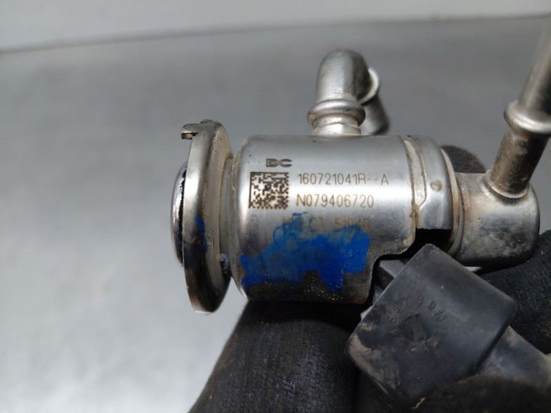 Recambio de inyector para renault master iii furgón referencia OEM IAM   