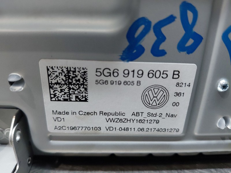 Recambio de pantalla multifuncion para volkswagen t-cross advance referencia OEM IAM   