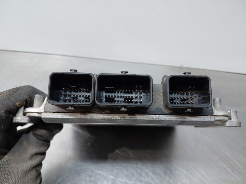 Recambio de centralita motor uce para peugeot 807 (eb_) 2.2 hdi referencia OEM IAM   