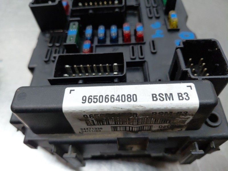 Recambio de caja reles / fusibles para peugeot 807 (eb_) 2.2 hdi referencia OEM IAM   