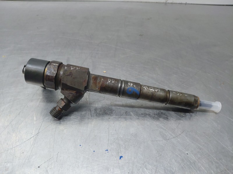 Recambio de inyector para opel zafira / zafira family b (a05) 1.9 cdti (m75) referencia OEM IAM 0445110159  