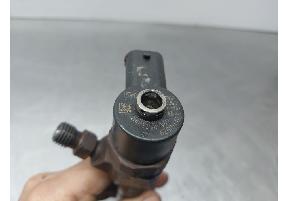 Recambio de inyector para opel zafira / zafira family b (a05) 1.9 cdti (m75) referencia OEM IAM 0445110159  
