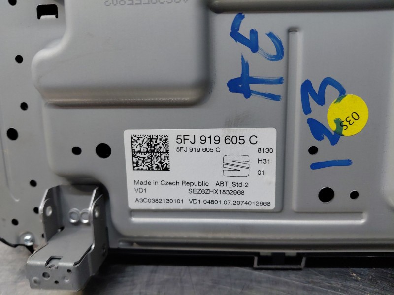 Recambio de pantalla multifuncion para seat ateca style go referencia OEM IAM   