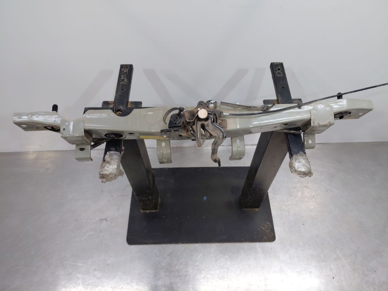 Recambio de travesaño superior para nissan micra v (k14) acenta referencia OEM IAM   