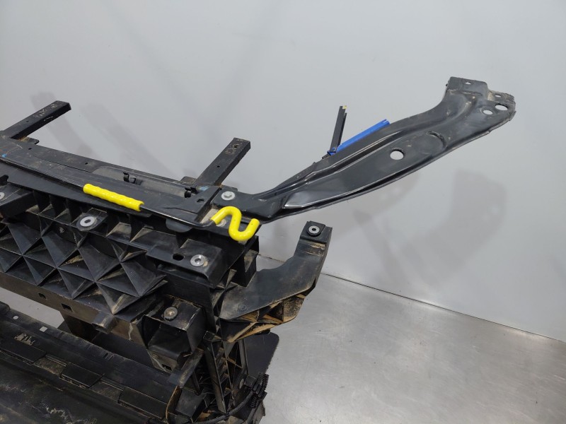 Recambio de panel frontal para seat ateca style go referencia OEM IAM   