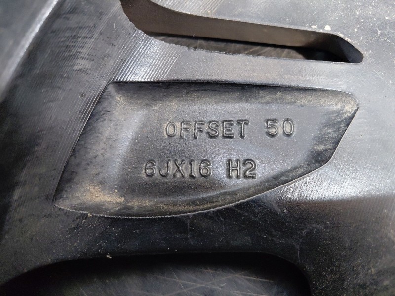 Recambio de llanta para hyundai i20 iii active referencia OEM IAM   