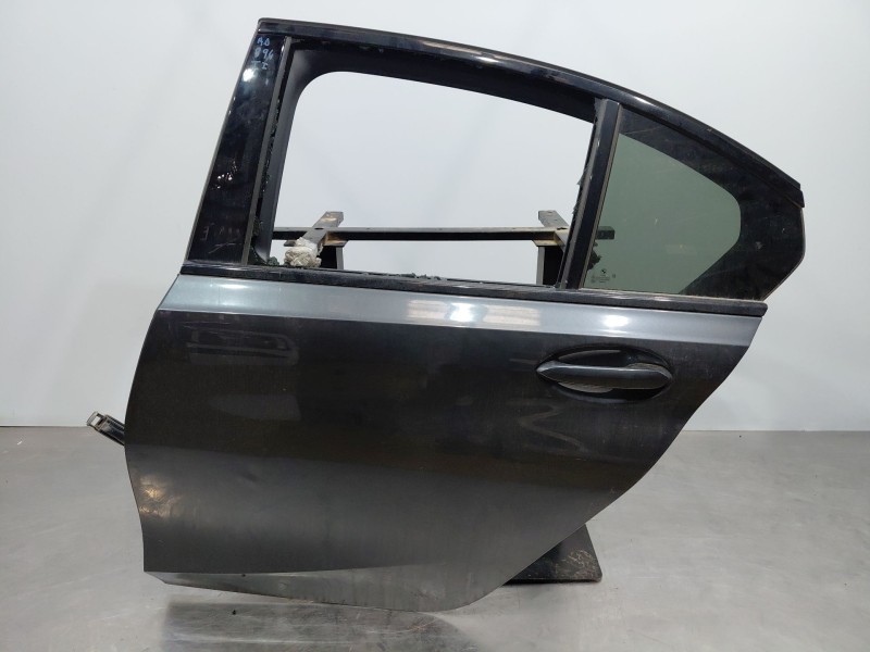 Recambio de puerta trasera izquierda para bmw serie 3 berlina (g20) sport referencia OEM IAM   