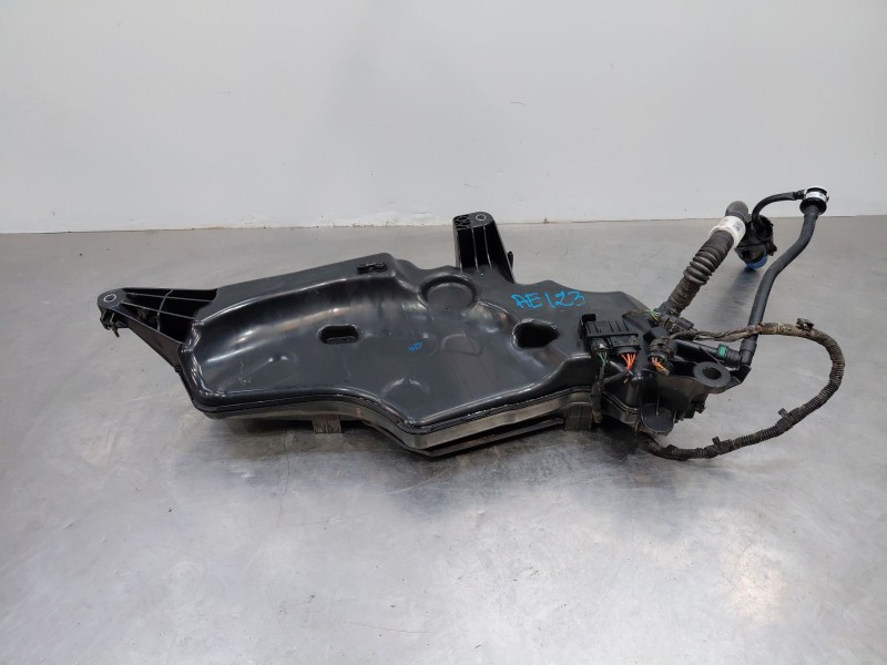 Recambio de deposito aditivo adblue fap ( deposito grande ) para seat ateca style go referencia OEM IAM   