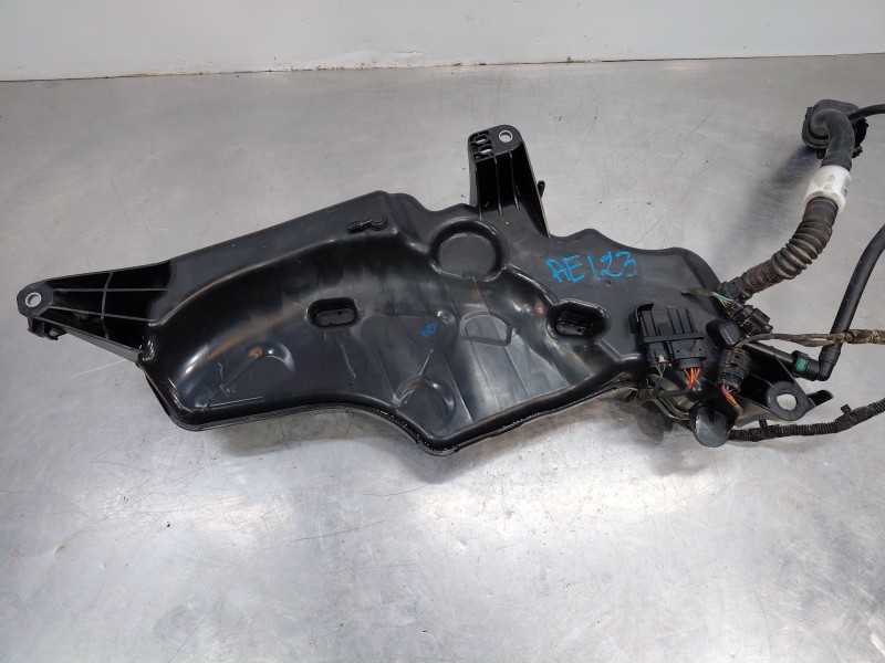 Recambio de deposito aditivo adblue fap ( deposito grande ) para seat ateca style go referencia OEM IAM   