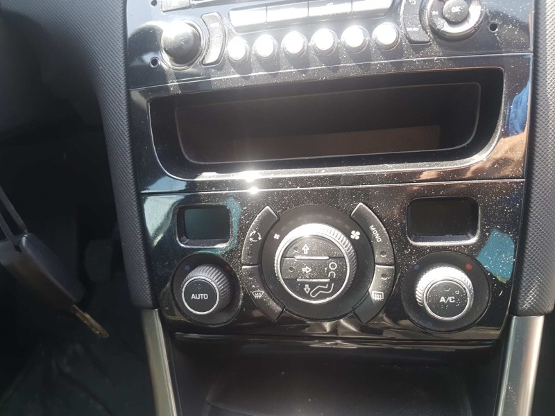 peugeot 308 sw del año 2008