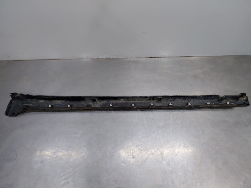 Recambio de faldon lateral para volkswagen t-cross advance referencia OEM IAM   