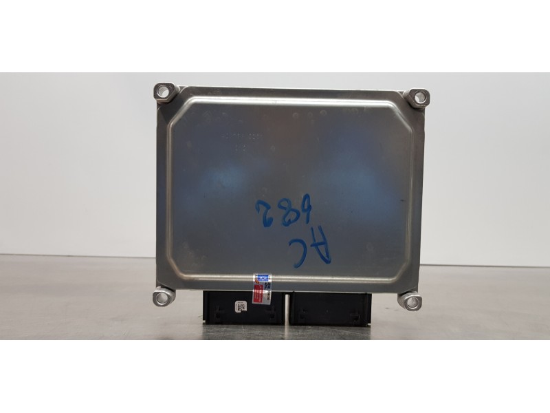 Recambio de centralita motor uce para jeep renegade limited 4x2 referencia OEM IAM 55282412 A2C76283406 