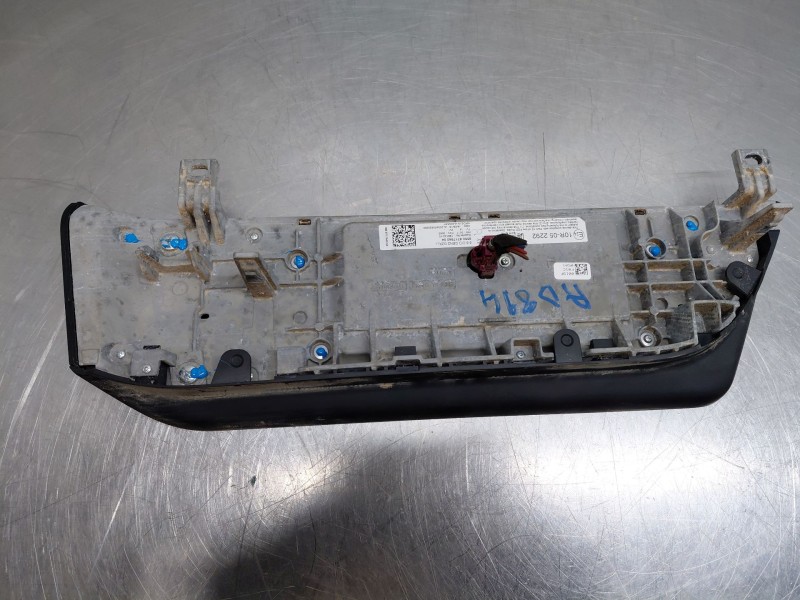 Recambio de pantalla multifuncion para bmw serie 3 berlina (g20) sport referencia OEM IAM   