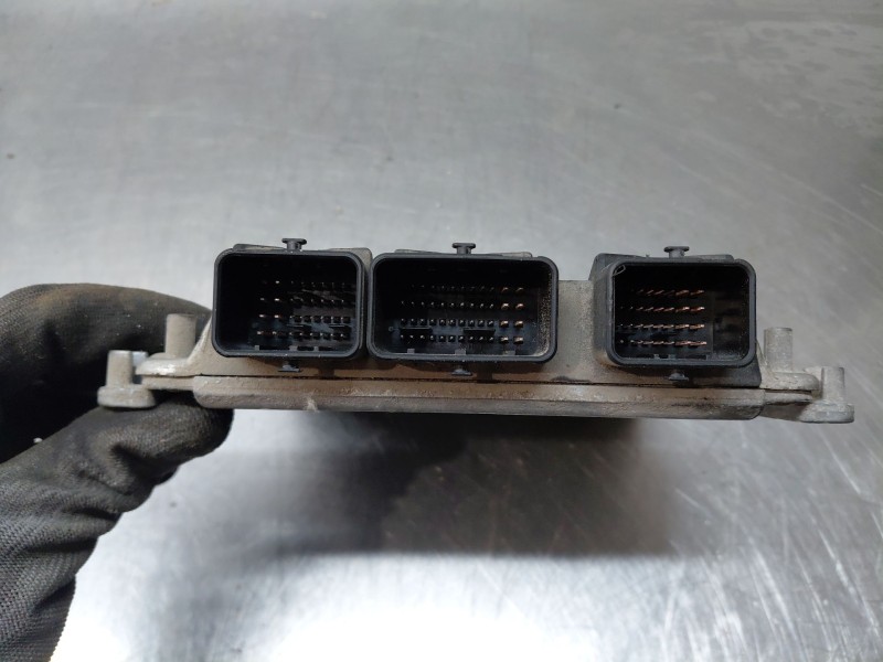 Recambio de centralita motor uce para peugeot 807 (eb_) 2.2 hdi referencia OEM IAM   