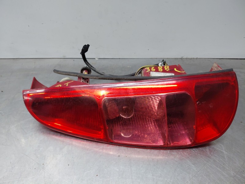 Recambio de piloto trasero derecho para peugeot 807 (eb_) 2.2 hdi referencia OEM IAM   