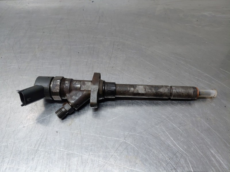 Recambio de inyector para peugeot 807 (eb_) 2.2 hdi referencia OEM IAM   