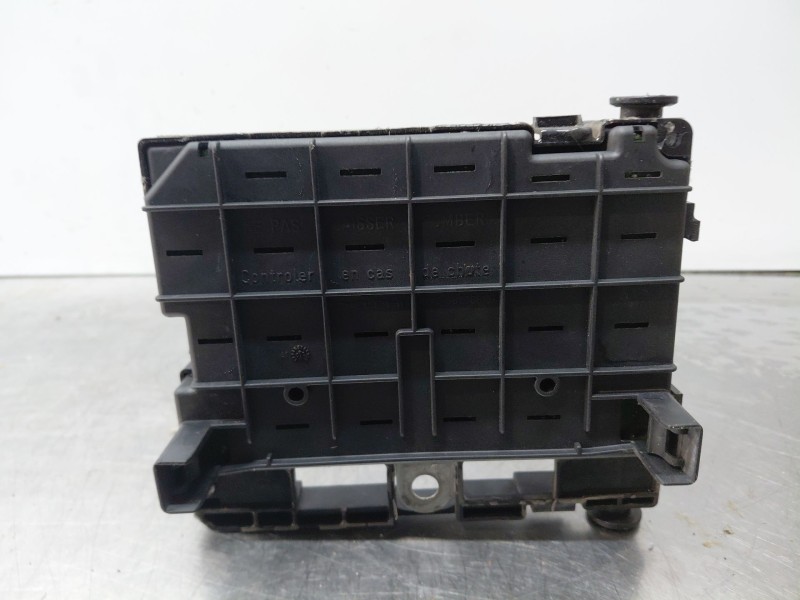 Recambio de caja reles / fusibles para peugeot 807 (eb_) 2.2 hdi referencia OEM IAM   