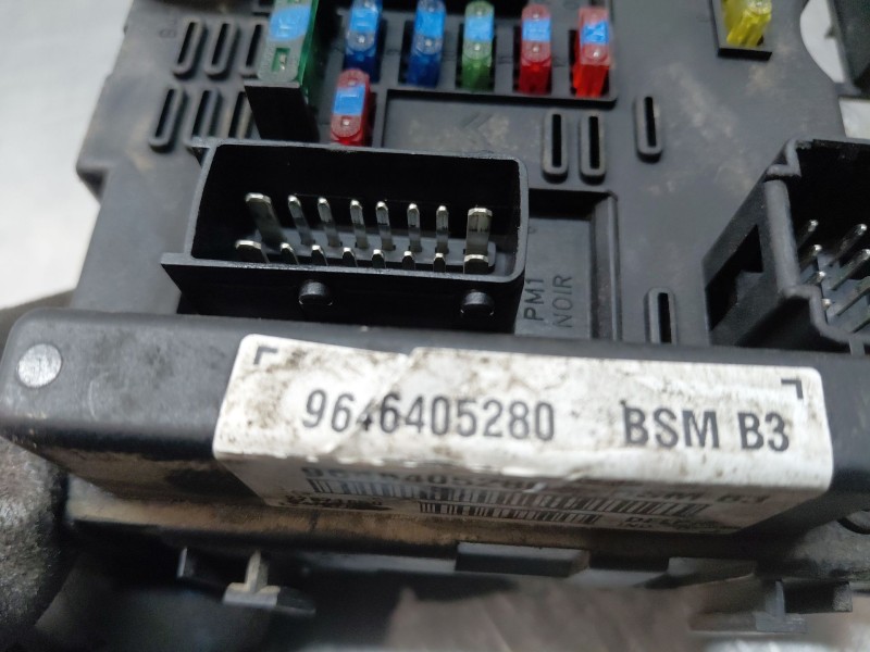 Recambio de caja reles / fusibles para peugeot 807 (eb_) 2.2 hdi referencia OEM IAM   