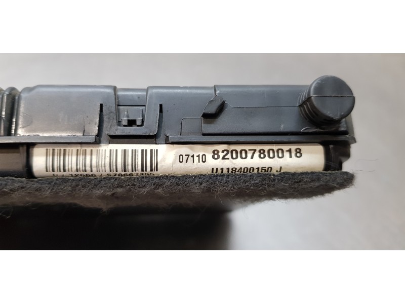 Recambio de modulo electronico para renault megane ii berlina 3p gt referencia OEM IAM 8200780018  