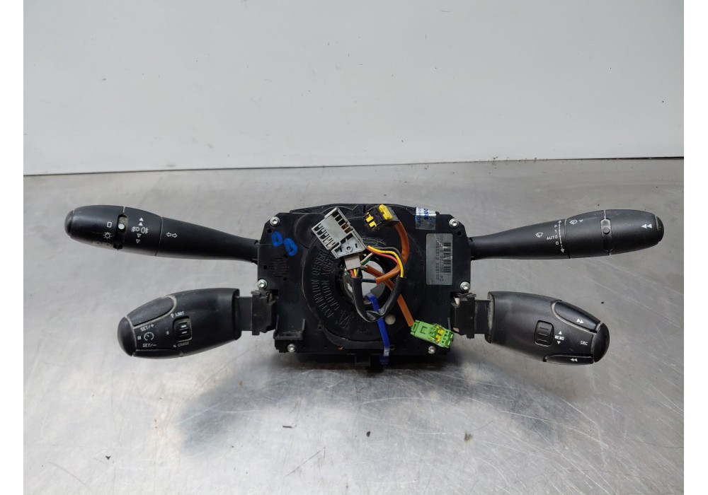 Recambio de mando multifuncion para peugeot 407 (6d_) 2.0 hdi 135 (6drhrh, 6drhre, 6drhrg, 6drhrj) referencia OEM IAM   