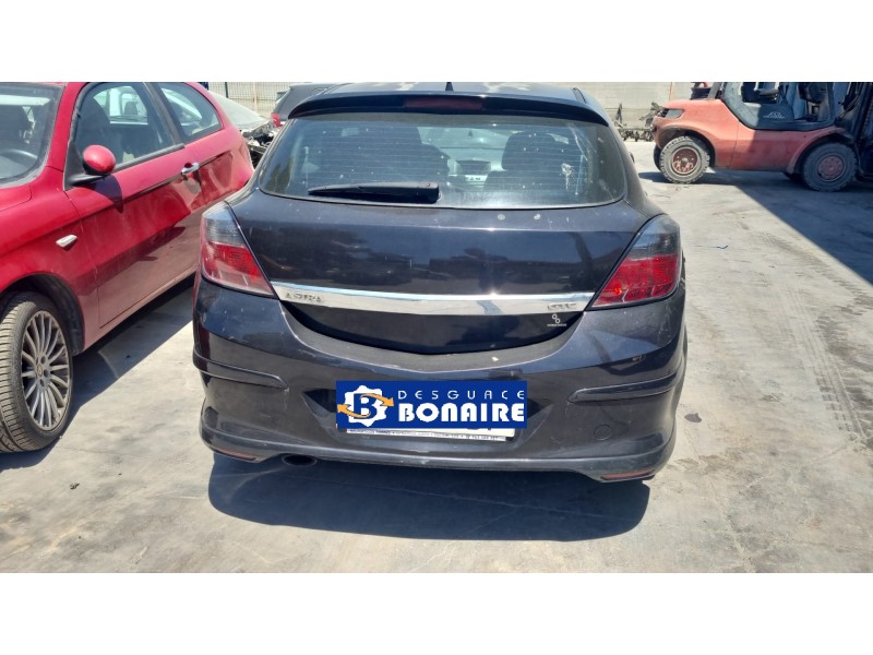 opel astra gtc del año 2008
