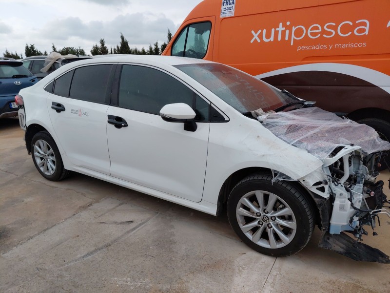 toyota corolla sedán (_e21_) del año 2026