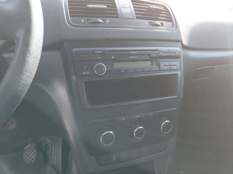 skoda yeti (5l) del año 2011