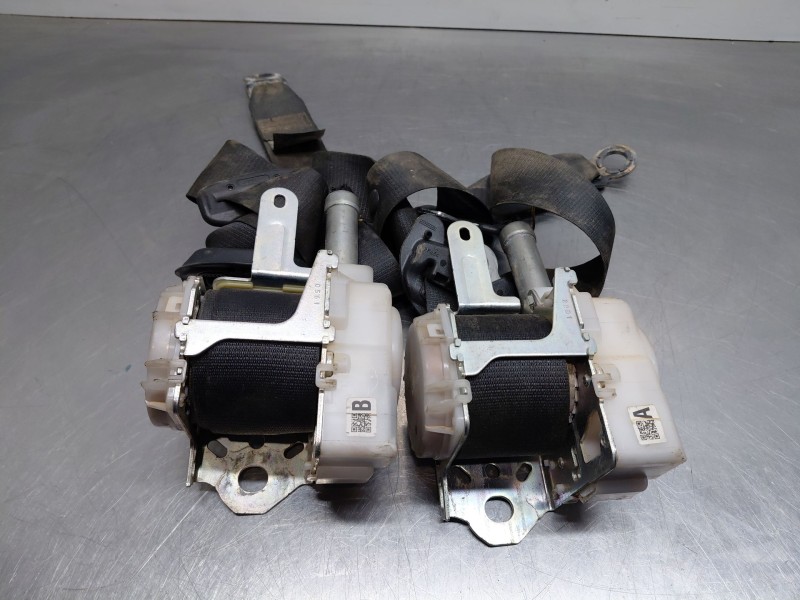 Recambio de kit airbag para toyota corolla (e21) hev referencia OEM IAM   