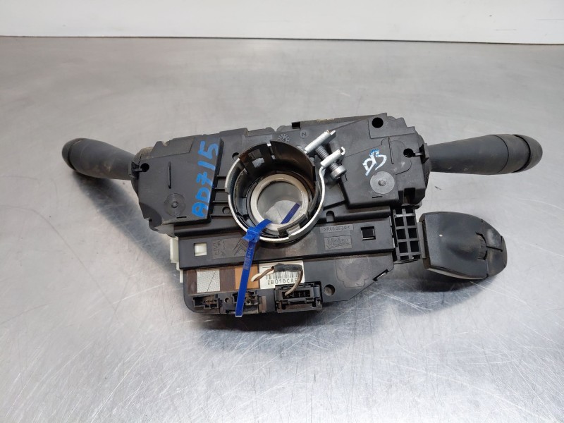 Recambio de mando multifuncion para peugeot 208 acces referencia OEM IAM 98030394ZD  