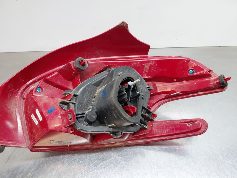 Recambio de piloto trasero izquierdo para peugeot 208 acces referencia OEM IAM 9672628280  