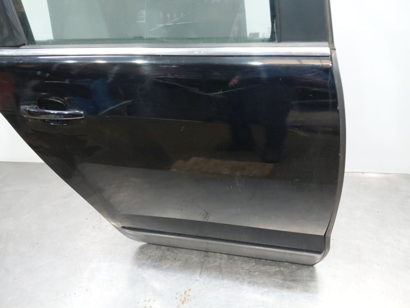 Recambio de puerta trasera derecha para peugeot 5008 (0u_, 0e_) 1.6 hdi referencia OEM IAM 9008X9  