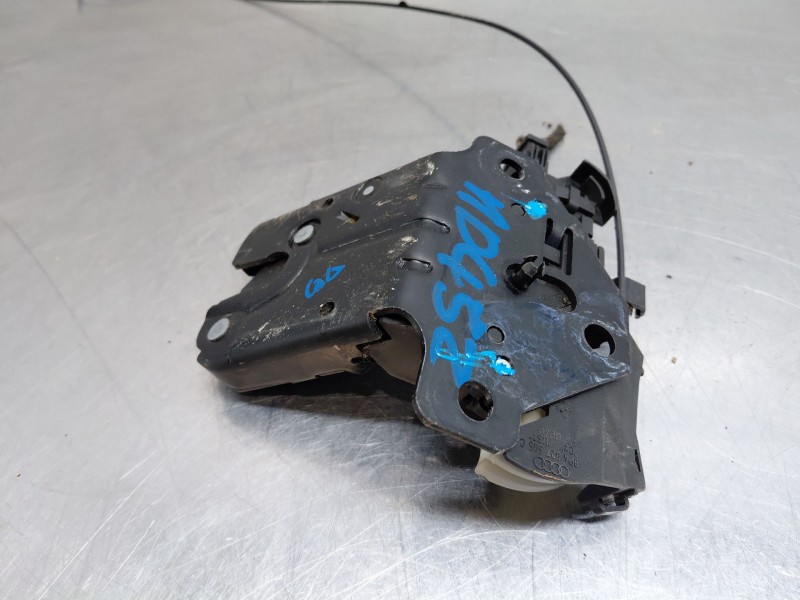 Recambio de cerradura maletero / porton para audi tt (8j3/8j9) coupe referencia OEM IAM 8P4827505C  